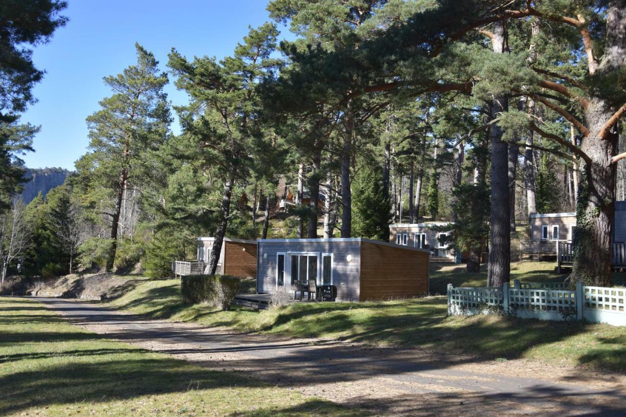 Camping Domaine du Lac Chambon Murol Extérieur photo