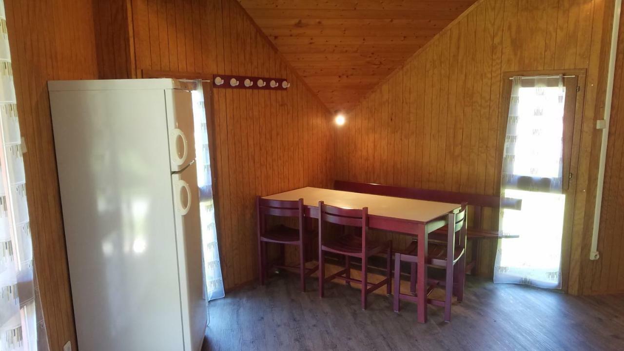 Camping Domaine du Lac Chambon Murol Extérieur photo